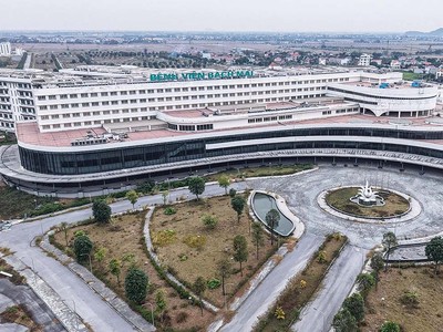 Dự án cơ sở 2 Bệnh viện Bạch Mai và Bệnh viện Việt Đức bị đình trệ nhiều năm, dẫn đến lãng phí lớn tài sản Nhà nước (Ảnh: P.V)
