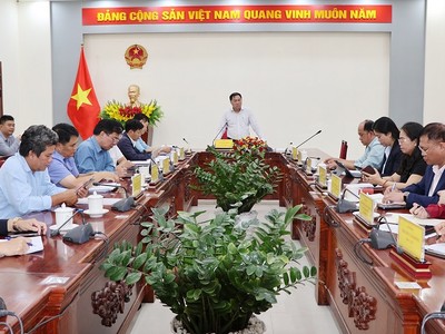 Phó chủ tịch UBND tỉnh Lâm Đồng Võ Ngọc Hiệp yêu cầu các sở, ngành đẩy nhanh tiến độ giải ngân đầu tư công năm 2026. Ảnh: Nguyễn Phương
