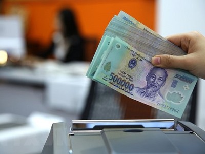 Hơn 2 triệu tỷ tiền gửi tổ chức kinh tế chảy ra khỏi hệ thống ngân hàng, tổng tiền gửi vẫn tăng nhẹ 
