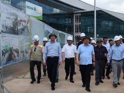 Phó Thủ tướng Thường trực Chính phủ Phạm Gia Túc kiểm tra Dự án sân bay Long Thành - Ảnh: VGP