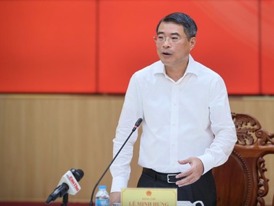 Thủ tướng Lê Minh Hưng làm việc với Ban Thường vụ Thành ủy Cần Thơ 