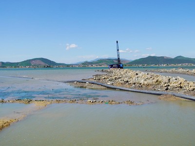 Khu vực dự án nâng cấp, mở rộng khu neo đậu tránh trú bão kết hợp cảng cá Bắc sông Gianh.