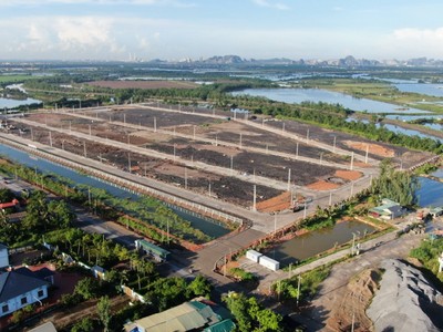 Quảng Ninh hỗ trợ các cơ sở sản xuất thực hiện di dời, đầu tư vào cụm công nghiệp. Trong ảnh: Cụm công nghiệp Đông Mai tại phường Đông Mai, tỉnh Quảng Ninh.