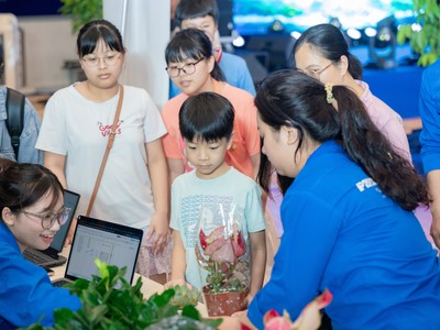 Các hoạt động trải nghiệm tại Lễ khởi động góp phần lan tỏa nhận thức về bảo vệ môi trường, sử dụng hiệu quả tài nguyên và thực hành lối sống bền vững trong cộng đồng Phenikaa