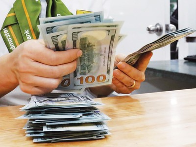 Áp lực từ cán cân thương mại có thể tác động tới nhu cầu ngoại tệ trong thời gian tới