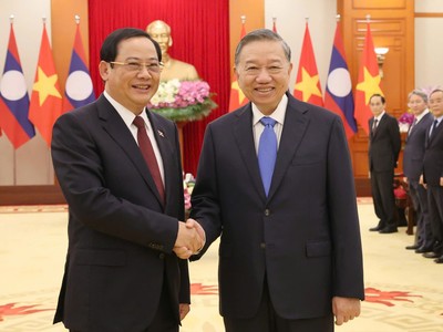 Tổng Bí thư, Chủ tịch nước Tô Lâm tiếp Thủ tướng Lào Sonexay Siphandone. Ảnh: Đức Thanh.