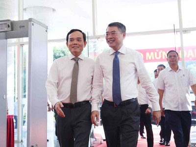 Thủ tướng Lê Minh Hưng cùng đoàn công tác Trung ương thăm và làm việc với TP.HCM. Ảnh: Lê Toàn.
