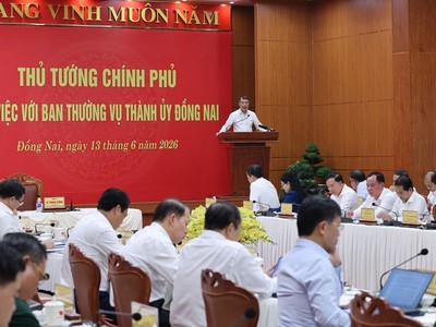Thủ tướng Lê Minh Hưng phát biểu chỉ đạo tại buổi làm việc với Thành ủy Đồng Nai chiều 13/6 - Ảnh: VGP