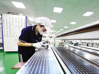 Vốn đầu tư nước ngoài được xem là một trong những nền tảng phát triển của đất nước. Ảnh: Đức Thanh