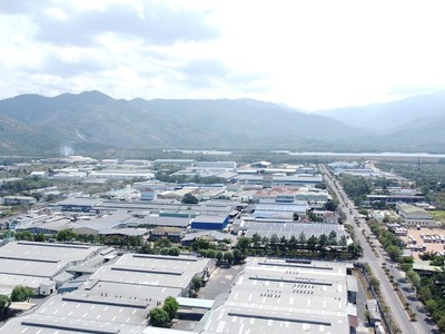 Các dự án có công nghệ lạc hậu, phát thải cao sẽ bị từ chối đầu tư ở Khánh Hòa. Trong ảnh là KCN Suối Dầu, tỉnh Khánh Hòa. 