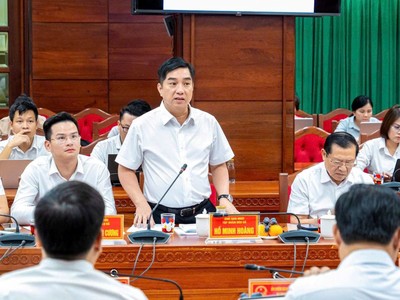 Chủ tịch Tập đoàn Đèo Cả Hồ Minh Hoàng mong muốn tiếp tục đồng hành cùng địa phương hiện thực hóa tuyến cao tốc CT.23, góp phần hoàn thiện kết nối giữa duyên hải Nam Trung Bộ và Tây Nguyên. 