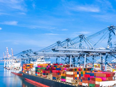 Nhập siêu dịch vụ nửa đầu năm 2026 ở mức 5,54 tỷ USD. 