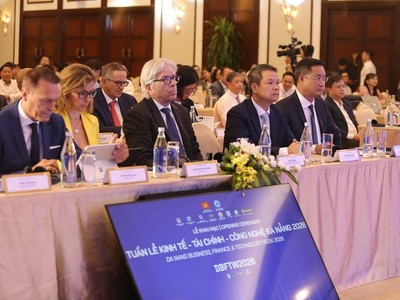 Tuần lễ Kinh tế, Tài chính và Công nghệ Đà Nẵng năm 2026 vừa khai mạc, đón nhiều “bộ óc” tài chính quốc tế đến tham dự, hiến kế cho Đà Nẵng phát triển. 