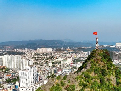 Một góc đô thị tỉnh Quảng Ninh hiện nay. Ảnh: Hùng Sơn