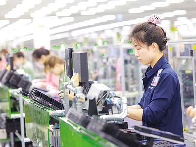 Thu hút FDI sẽ chuyển từ ưu tiên quy mô sang chất lượng. Trong ảnh: Nhà máy của Samsung - một doanh nghiệp FDI chất lượng cao. Ảnh: Đức Thanh 