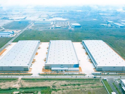 Việt Nam đang bước vào giai đoạn thu hút dòng vốn FDI có chất lượng cao hơn, đồng thời cũng đặt ra những yêu cầu hoàn toàn mới đối với thị trường bất động sản công nghiệp. Ảnh: Lê Toàn.