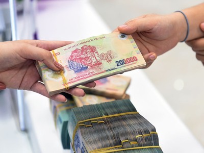 Nhu cầu vốn cao tiếp tục tạo áp lực lên thanh khoản của ngành ngân hàng 