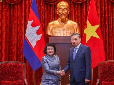 Tổng Bí thư, Chủ tịch nước Tô Lâm tiếp Chủ tịch Quốc hội Vương quốc Campuchia Samdech Khuon Sudary. Ảnh: Đức Thanh.