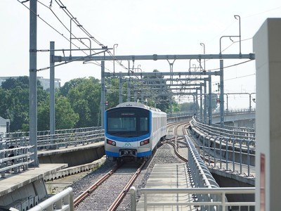 Hiện nay, TP.HCM mới có duy nhất tuyến metro số 1 (Bến Thành - Suối Tiên) - Ảnh: Lê Toàn