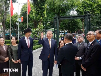 Tổng Bí thư, Chủ tịch nước Tô Lâm tiếp Đại sứ, Đại biện các nước ASEAN tại Hà Nội. (Ảnh: Thống Nhất/TTXVN)