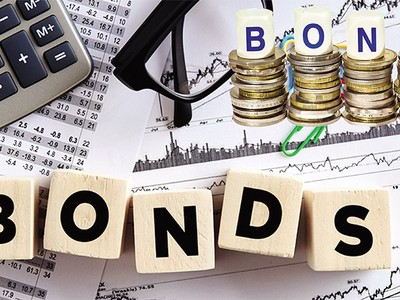 Lãi suất trái phiếu ngân hàng đã lên đến 10%/năm, chuyên gia cảnh báo rủi ro 