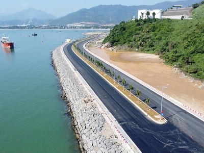 Khu thương mại tự do Đà Nẵng gắn với cảng biển Liên Chiểu. Ảnh: H.A 