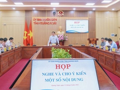 UBND tỉnh Quảng Ngãi tổ chức cuộc họp với các sở, ngành, địa phương và nhà đầu tư để cho ý kiến giải quyết vướng mắc một số dự án thủy điện trên địa bàn tỉnh.
