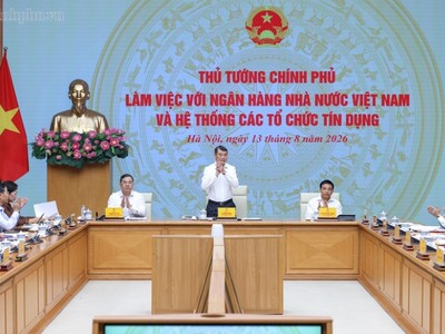 Thủ tướng Chính phủ Lê Minh Hưng chủ trì cuộc làm việc với Ngân hàng Nhà nước Việt Nam (NHNN) và hệ thống các tổ chức tín dụng - Ảnh: chinhphu.vn.
