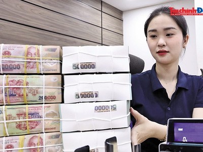 Quy mô tín dụng tăng gấp đôi trong 5 năm qua, song cần hướng dòng vốn vào các lĩnh vực sản xuất kinh doanh, thay vì bất động sản