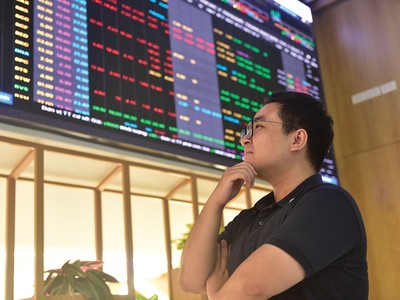 Thanh khoản thấp tiếp tục khiến tâm lý nhà đầu tư thận trọng