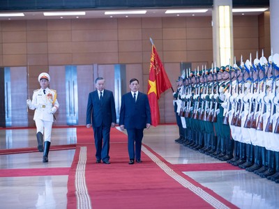 Tổng Bí thư, Chủ tịch nước Tô Lâm chủ trì Lễ đón Nhà vua Vương quốc Thái Lan và Hoàng hậu.