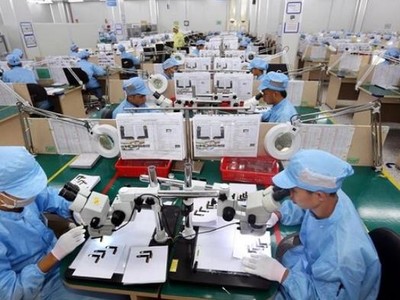 Bộ Công thương được giao làm rõ tình hình xuất khẩu, nhập khẩu, nhập siêu điện tử, nhiệm vụ này phải xong trong tháng 9/2026. 