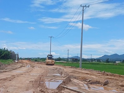 Thành phố Đà Nẵng đã điều chuyển về cho các xã, phường quản lý, thực hiện là 3.317 dự án.