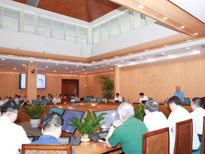 Quang cảnh hội nghị tại điểm cầu trụ sở UBND TP. Hà Nội.