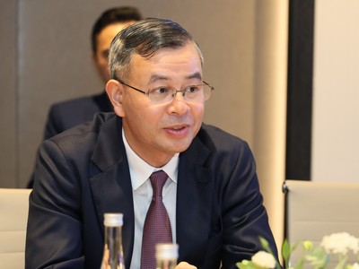 Bộ trưởng Bộ Tài chính Ngô Văn Tuấn tại buổi làm việc. Ảnh: Mạnh Tuấn