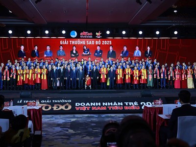 Giải thưởng Sao Đỏ - Doanh nhân trẻ Việt Nam 2025. Ảnh: Chí Cường