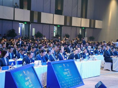 Các đại biểu tại Diễn đàn kinh tế mùa thu năm 2025 
