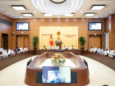 Nghị quyết về chương trình lập pháp năm 2027 đã được Ủy ban Thường vụ Quốc hội thông qua trong phiên họp tháng 9/2026. Ảnh: QH. 