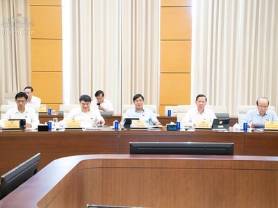 Một phiên họp của Ủy ban Thường vụ Quốc hội - Ảnh: QH. 