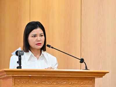Bà Nguyễn Thúy Hiền, Phó cục trưởng Cục Quản lý và Phát triển thị trường trong nước nói về cơ chế giám sát giá xăng dầu. 