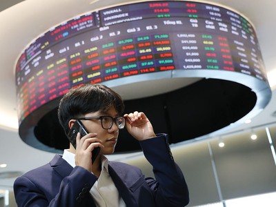Thanh khoản thấp khiến dòng tiền ưu tiên những cổ phiếu có triển vọng lợi nhuận rõ nét