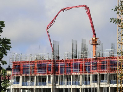 Nguồn cung căn hộ được kỳ vọng tăng, trong khi sức mua chịu sức ép từ lãi suất vay mua nhà