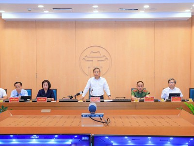 Chủ tịch UBND TP. Hà Nội Vũ Đại Thắng chủ trì cuộc họp.