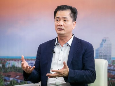 TS Nguyễn Văn Đính, Phó Chủ tịch Hiệp hội Bất động sản Việt Nam, Chủ tịch Hội Môi giới Bất động sản Việt Nam (VARS).
