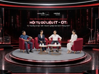 Toàn cảnh Toạ đàm Viettel DX Talks với chủ đề “Tăng tốc chuyển đổi số ngành năng lượng qua hội tụ dữ liệu IT/OT: Từ hạ tầng cô lập đến doanh nghiệp vận hành thông minh”.