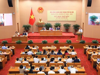 Quang cảnh kỳ họp