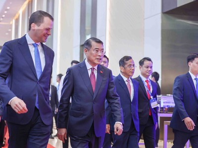 Thủ tướng Lê Minh Hưng tham dự Diễn đàn Kinh tế Mùa thu 2026 tại TP.HCM. Ảnh: Lê Toàn.