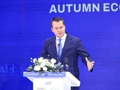 Ông Stephan Mergenthaler, Giám đốc điều hành Diễn đàn Kinh tế Thế giới (WEF) phát biểu tại Diễn đàn. Ảnh: Lê Toàn.