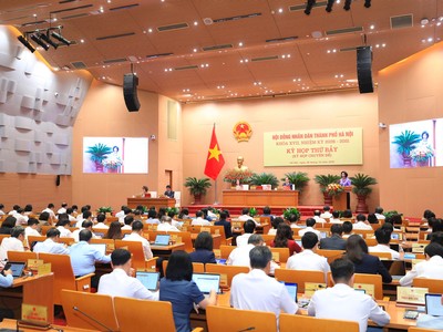 Quang cảnh kỳ họp.