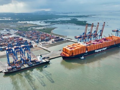 Lĩnh vực logistics nằm trong nhóm ngành được UBND TP.HCM đề xuất hỗ trợ ưu đãi - Ảnh: Q.A